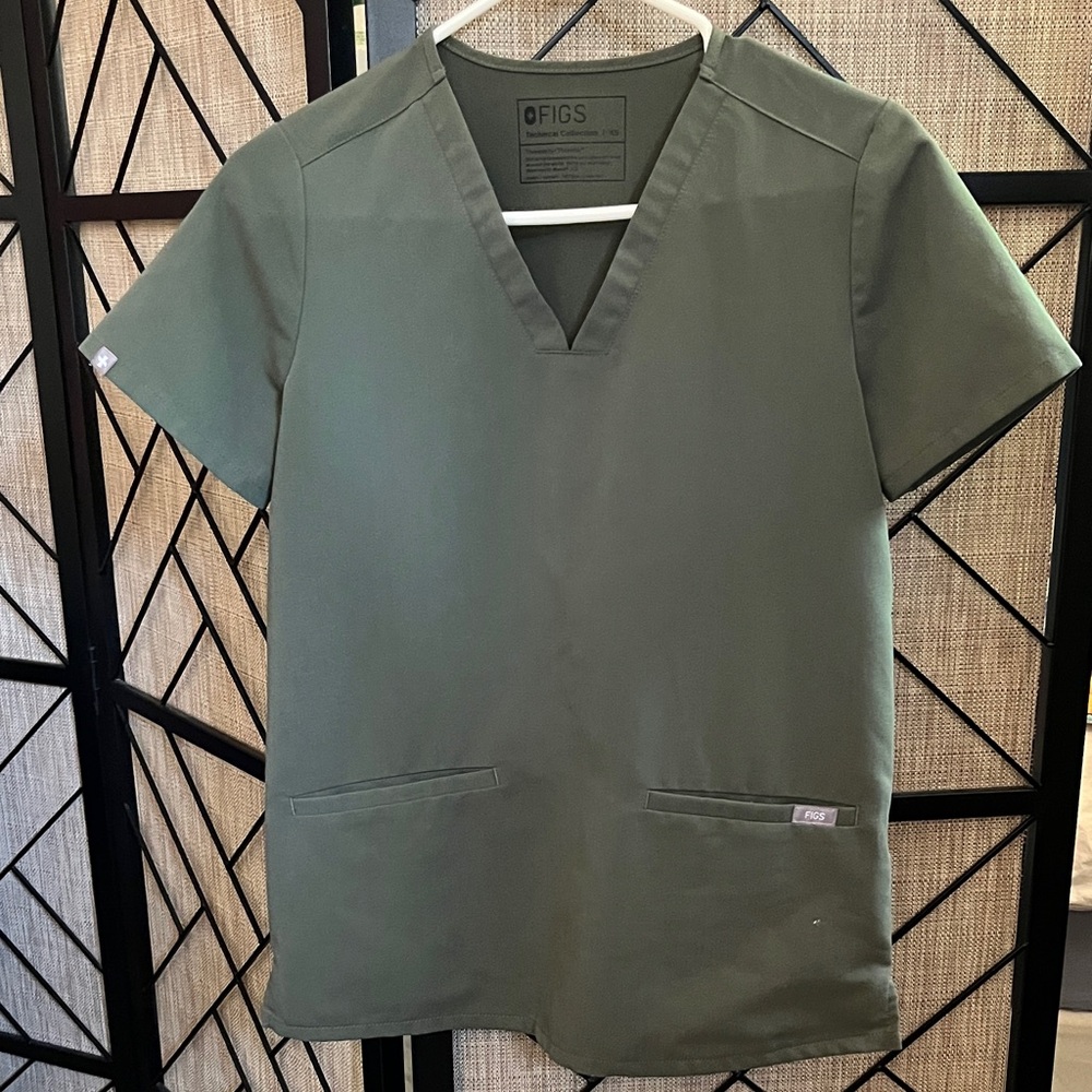 Figs Casma Olive Green V-Neck Scrub Top